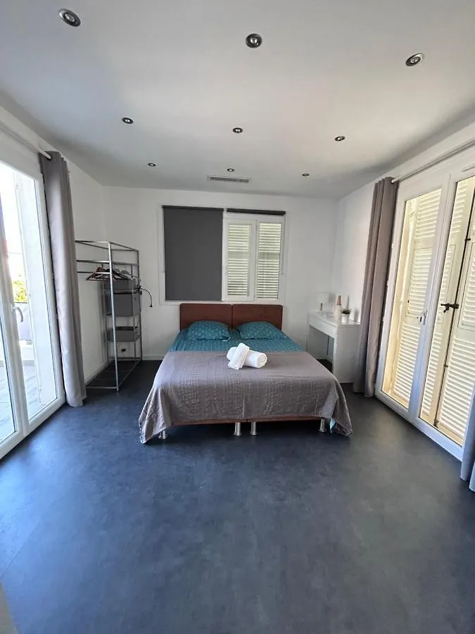 Superbe Appartement Dans Villa Saint-Laurent-du-Var Διαμέρισμα