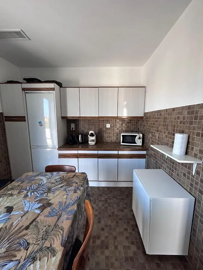 Superbe Appartement Dans Villa Saint-Laurent-du-Var Διαμέρισμα